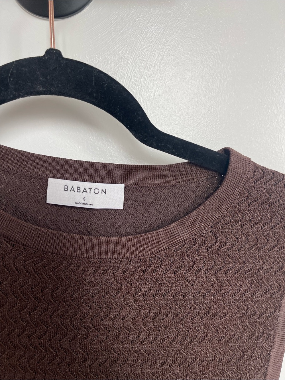 Babaton Chocolate Brown Textured Knit Crop Top - Picture 2 of 5